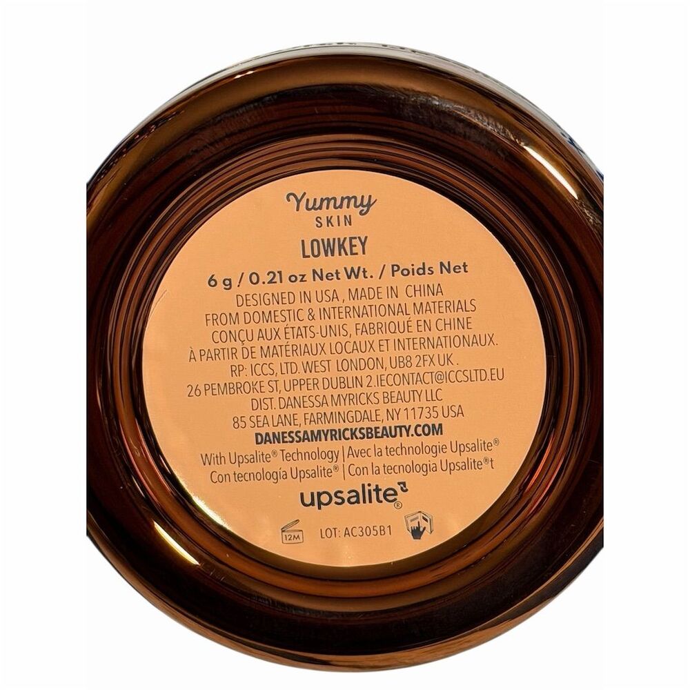 Danessa Myricks Yummy Skin Blurring Balm Powder in Lowkey 6g low-lighting - Picture 5 of 14